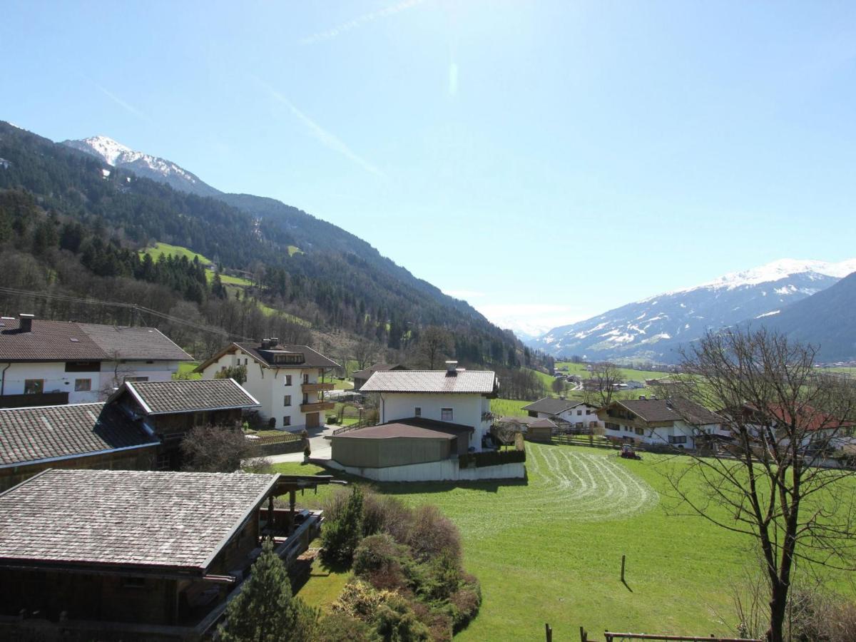 Apartment In Hart Im Zillertal With Garden Balcony Parking فغن المظهر الخارجي الصورة